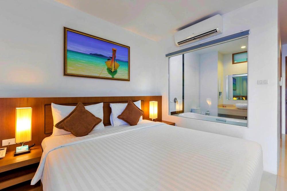 The View Rawada Phuket Hotel Rawai Exterior photo